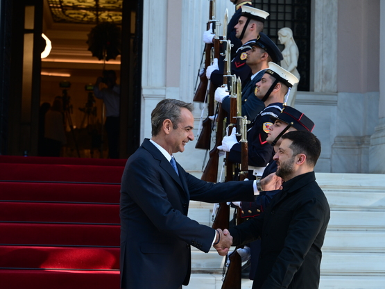 Στην Αθήνα ο Ζελένσκι για την υπογραφή σ...