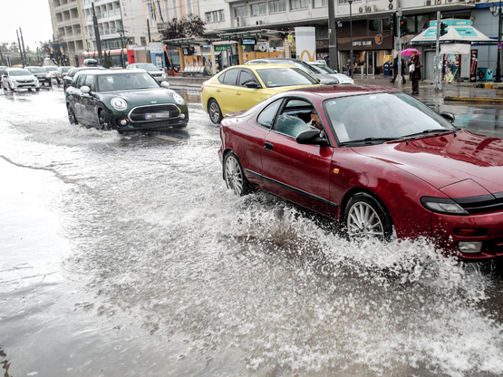 Ισχυρές βροχές, καταιγίδες και χιονοπτώσ...