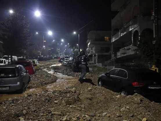 Κακοκαιρία: Βομβαρδισμένο τοπίο η Ανω Γλ...