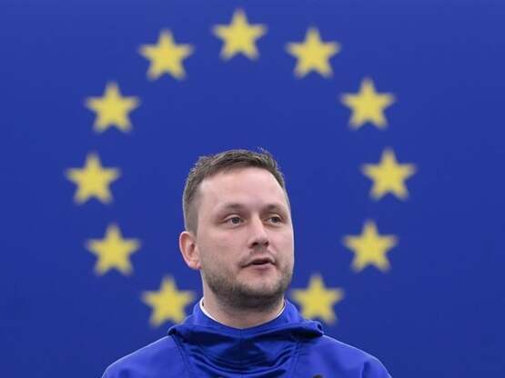 Πρωθυπουργός Γροιλανδίας: Παραμένουμε με...