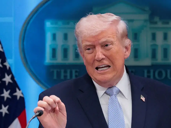 Ο Τραμπ ανακοίνωσε τη συνάντηση των ηγετ...