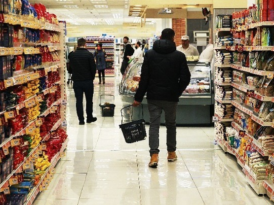 Επενδυτική έκρηξη στον κλάδο των σούπερ ...