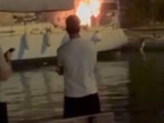 Φωτιά σε σταθμευμένο Ι.Χ. στη μαρίνα της...