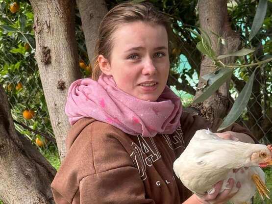 Πάτρα: Αγωνία για την 16χρονη Λόρα που α...