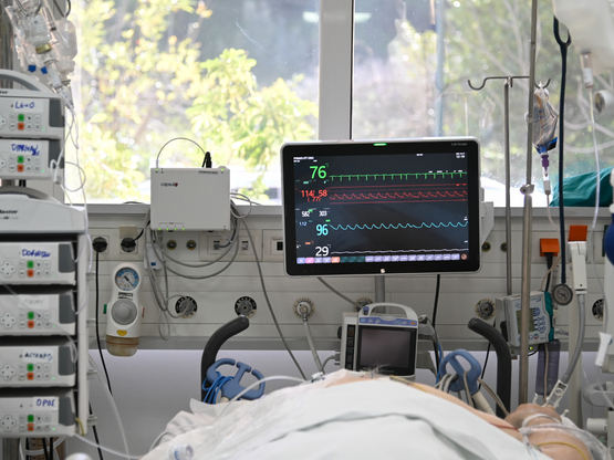 Σε κρίσιμη κατάσταση εξακολουθεί να νοση...