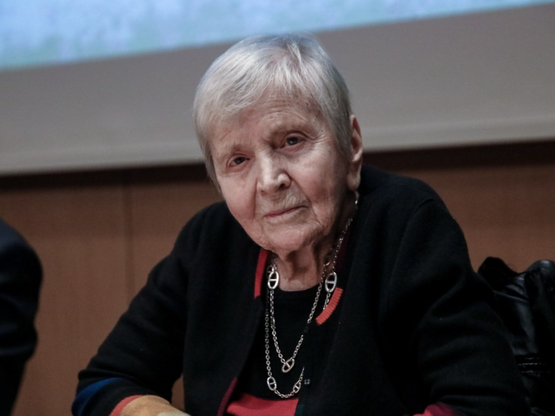 Ελένη Γλύκατζη Αρβελέρ: Δημοσία δαπάνη η...