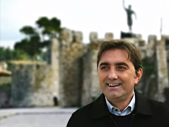 Κ. Καρπέτας: Εγκλωβισμένη σε μια παγίδα ...