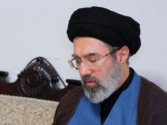 Μέση Ανατολή - Ρωσία: Ο Μοτζτάμπα Χαμενε...