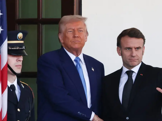 Το sms που ο Τραμπ ισχυρίζεται οτι του έ...