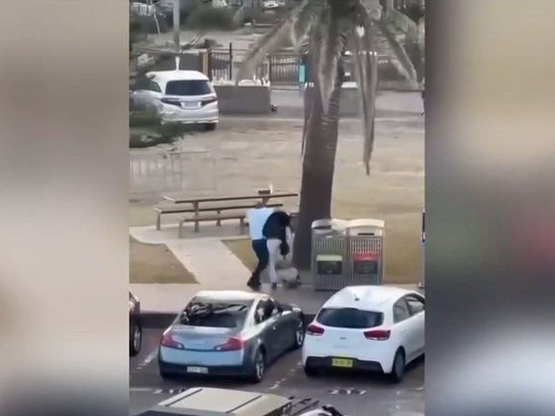 Σίδνεϊ: Ποιος ήταν ο περαστικός που αφόπ...