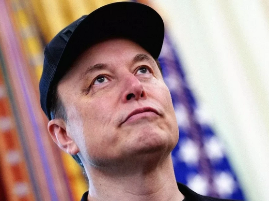 Ο Ελον Μασκ μετά τον καβγά του με τον CE...