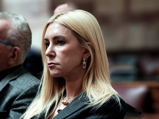 Νέοι διάλογοι της Φωτεινής Αραμπατζή σχε...