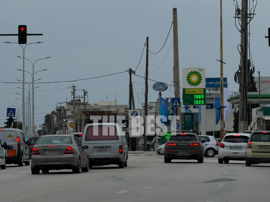 Ακόμη και στο 1,999 ευρώ το λίτρο η απλή...