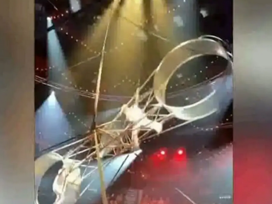 Σοκαριστικό βίντεο με ακροβάτη τσίρκου π...