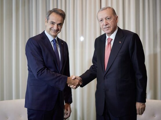 Συνάντηση Μητσοτάκη με Ερντογάν στην Άγκ...