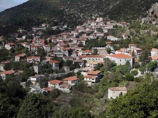 Στα μονοπάτια της Ορεινής Αρκαδίας: Μια ...