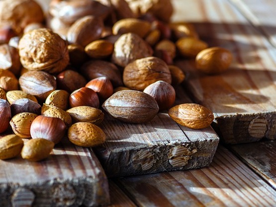 Ποιοι ξηροί καρποί αξίζουν μια θέση στη ...