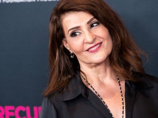 Η Καλαβρυτινή Νία Βαρντάλος και η μικρή ...