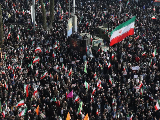 Τύμπανα πολέμου στο Ιράν με τον Τραμπ να...