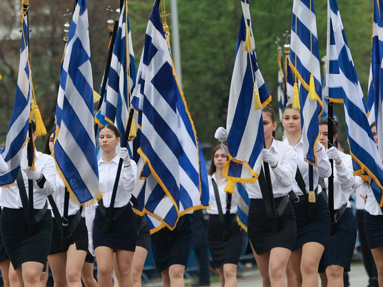 25η Μαρτίου: Η παρέλαση, η σχολική γιορτ...