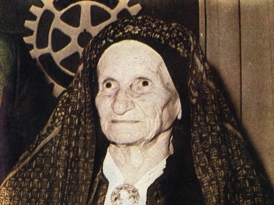 Σε βράχο ύψους 10 μέτρων θα τοποθετηθεί ...