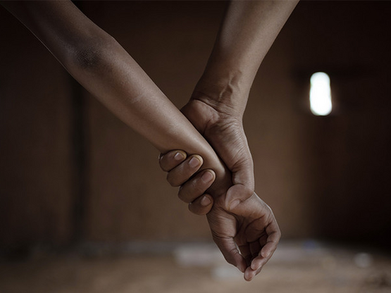 Ηλεία: Κατήγγειλε το σύζυγό της για απόπ...