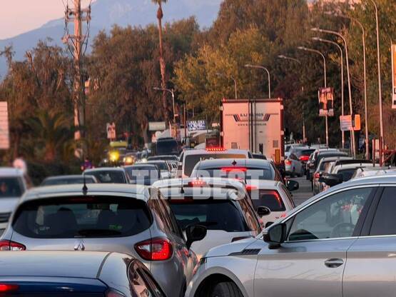 Πάτρα: «Έπηξε» η Ηρώων Πολυτεχνείου – ΦΩΤΟ