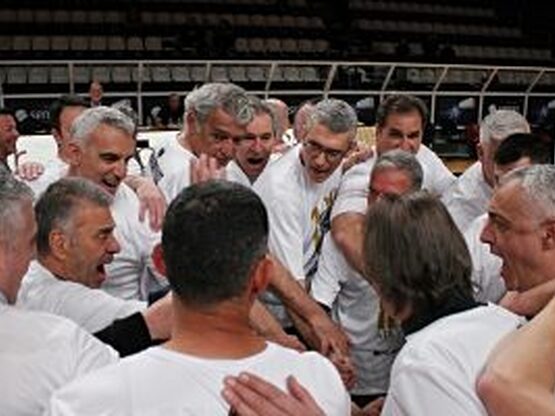 Απόλλων Πατρών: Μια βραδιά που ένωσε γενιές!