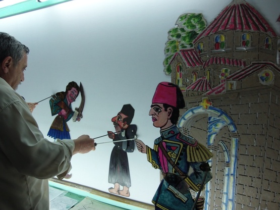 Πάτρα-Περί Σκιών: "Ο Καραγκιόζης στ...