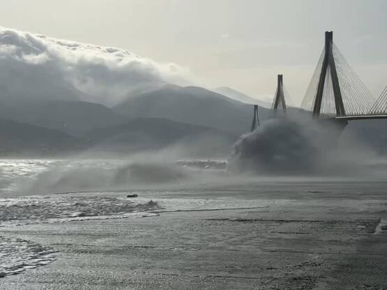 Ισχυροί άνεμοι σάρωσαν τη χώρα: Σε ποιες...