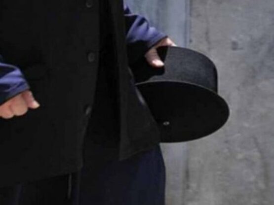 Ηράκλειο: Αντί να ψάλλει το «Χριστός Ανέ...