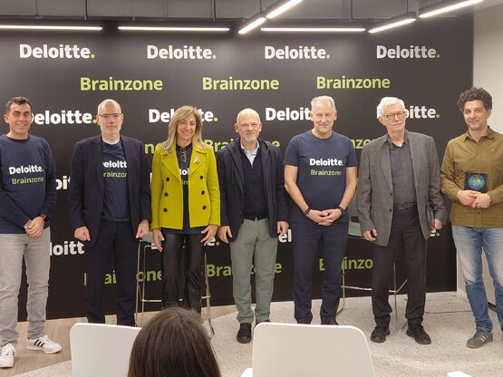 Deloitte StartUp Acceleration Program: Τ...