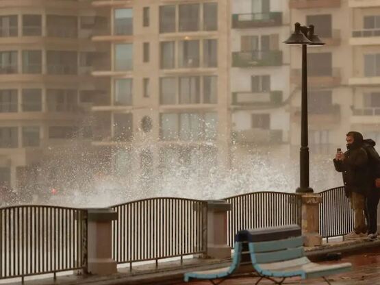 Τραγωδία στη Μάλτα: Κύματα «κατάπιαν» 13...