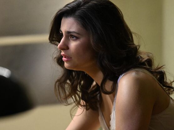 Άγιος έρωτας: Η Χλόη συγκρούεται με τον ...