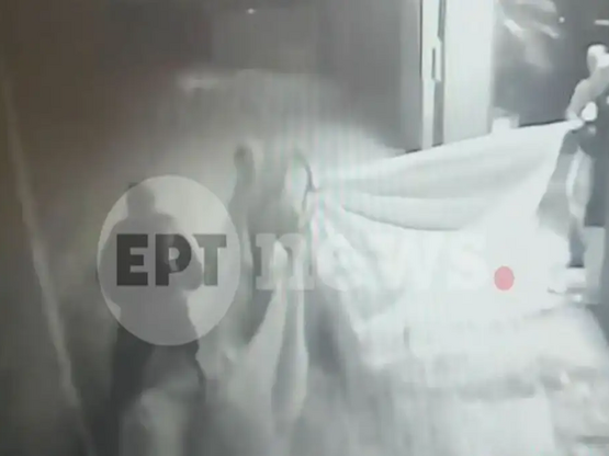 Κορωπί: Αστυνομικός διέσωσε ηλικιωμένο ζ...