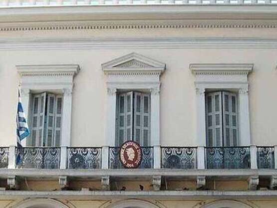 Το Χριστουγεννιάτικο Τρενάκι επιστρέφει ...