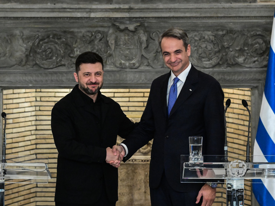 Μητσοτάκης σε Ζελένσκι: Η Ελλάδα θα παρά...