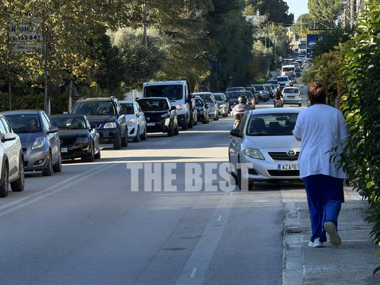 Ουρές χιλιομέτρων σε μίνι Περιμετρική κα...
