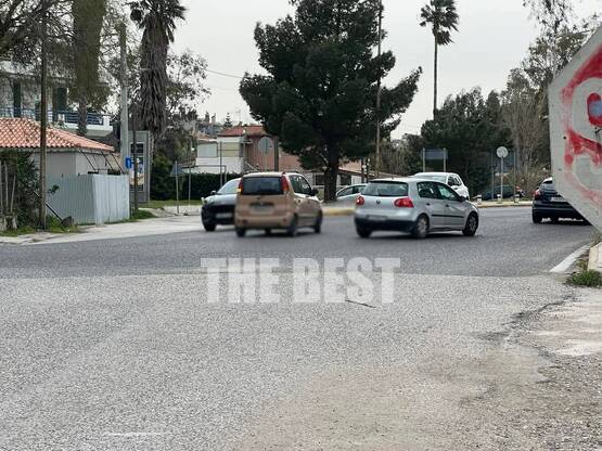 Πάτρα: Χαλασμένα φανάρια στην Κανελλοπού...