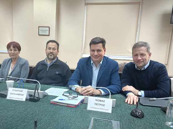 Το σπιράλ για τις αυξήσεις των δημοτικών...