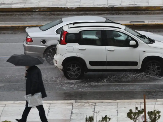 Καιρός: Βροχές και καταιγίδες ξανά από τ...