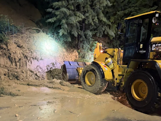 Η πρώτη κατολίσθηση στην μίνι Περιμετρικ...