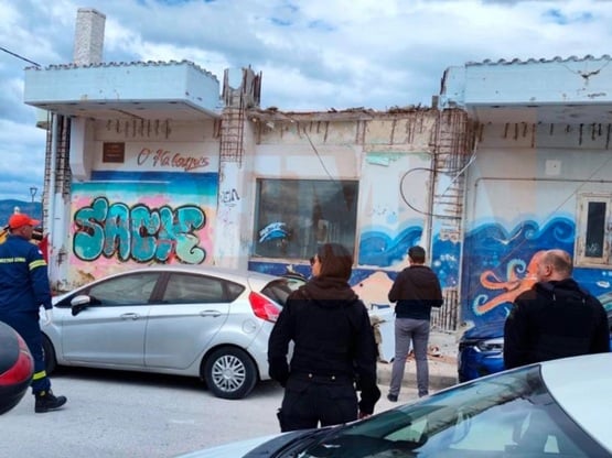 Τραγωδία στην Κόρινθο: Κατέρρευσε μπαλκό...