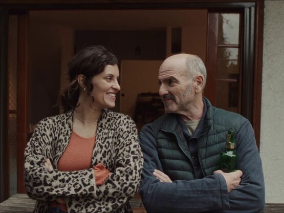 "Μη γελάτε, θα σας δει ο κόσμος&quo...