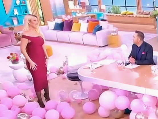 Φουλ του ροζ το στούντιο της Κατερίνας Κ...