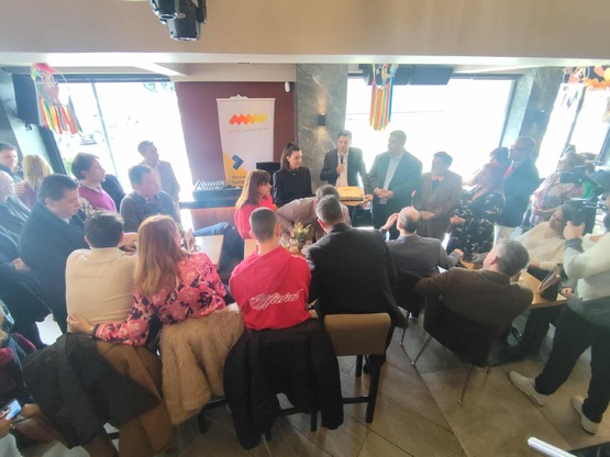 Έκοψε την πίτα του, το σπιράλ - ΦΩΤΟ