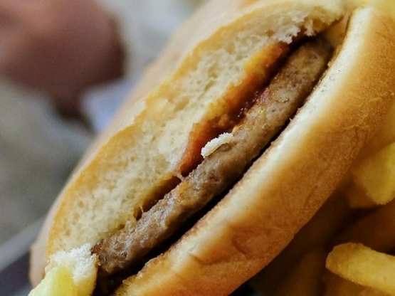 Fast Food: Πώς αλλάζει ο χάρτης της ταχε...