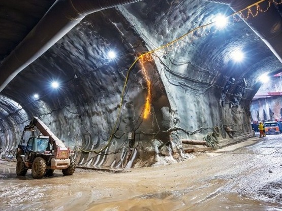 Προς τον Σταθμό Δικαστήρια ο "μετρο...