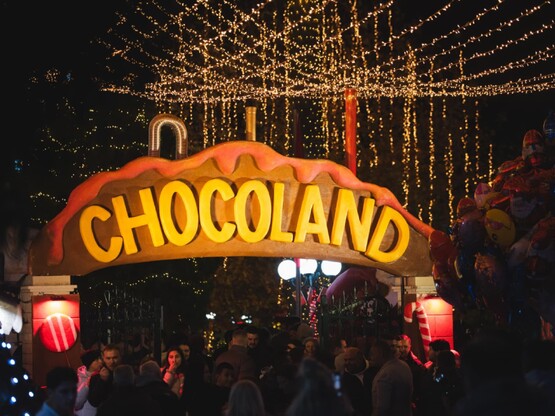 Αίγιο: Με Χρήστο Δάντη υποδέχθηκε το 2026 - ΒΙΝΤΕΟ