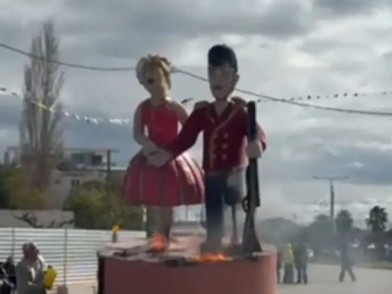 Γλυφάδα: «Ανθεκτικός» ο βασιλιάς καρνάβα...